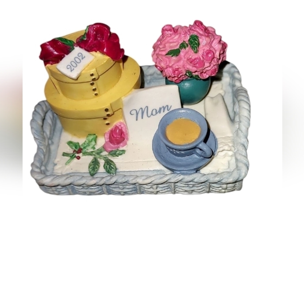 Hallmark Keepsake Ornament 'Thanks, Mom!'